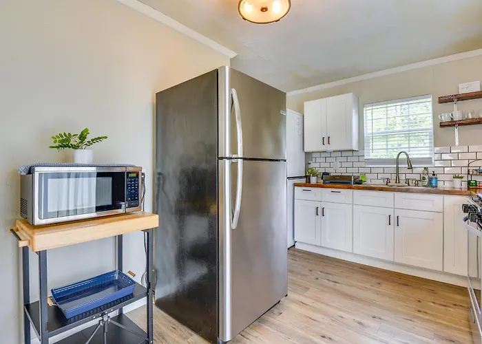 5 Mi To Dtwn Tulsa: Pet-friendly Home! Holiday home Tulsa